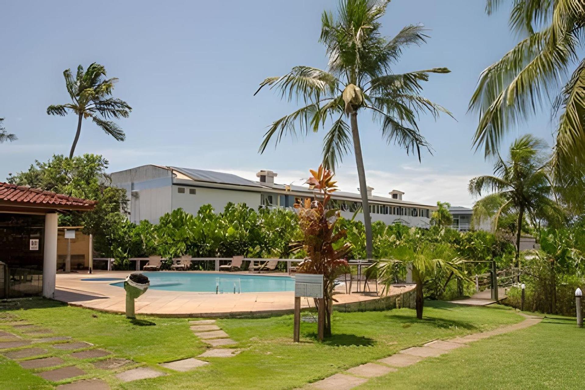 Taperapuan Beachfront Haven: Poolside Retreat With Wi-fi Porto Seguro