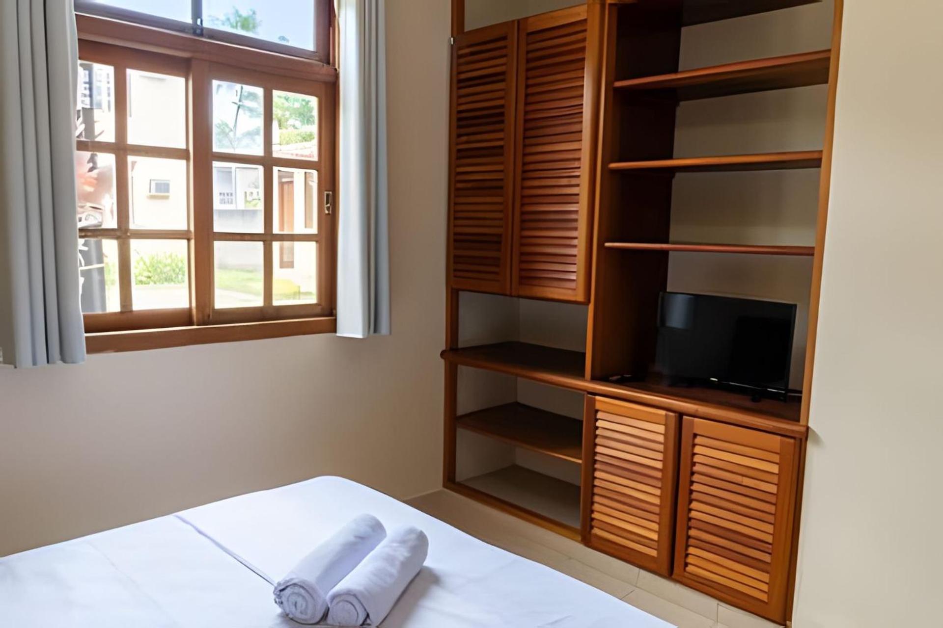 Holiday home Taperapuan Beachfront Haven: Poolside Retreat With Wi-fi Porto Seguro